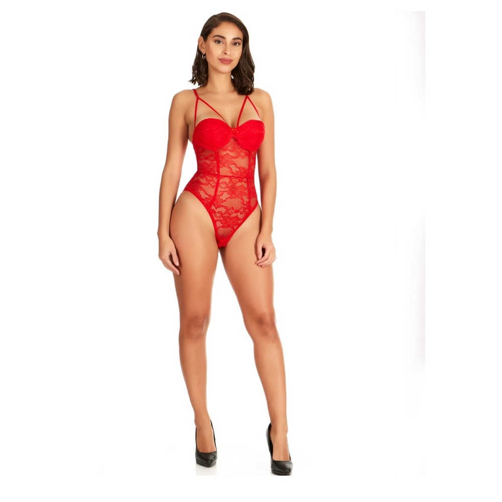 Size medium wine red lingerie! Never worn, tags taken off to wash. Top is padded
